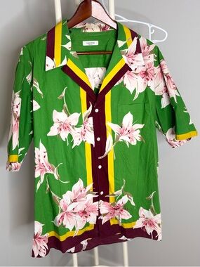 Valentino Green Floral Camp-Collar Button-Front Shirt with Pink Lily Print